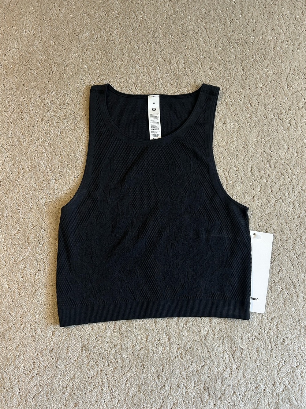 NWT Lululemon RevealKnit Floral Crop Tank Top Womens M Black Workout Yoga